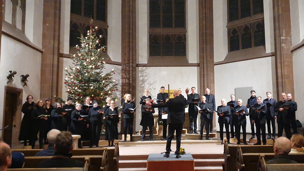 Weihnachtskonzert des Kurt-Thomas-Kammerchores in der Dreikönigskirche